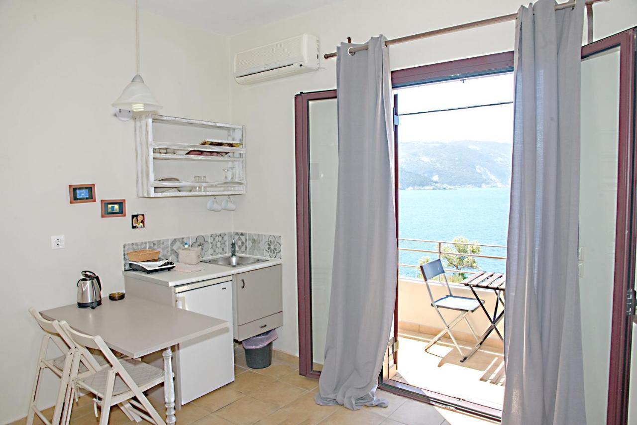 Cosis Inn Asos Exterior foto